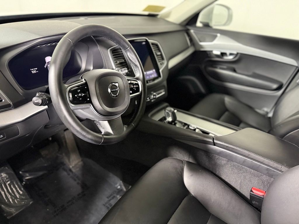 Used 2023 Volvo XC90 B5 Core w/ Protection Package Premier AWD/4WD image 17