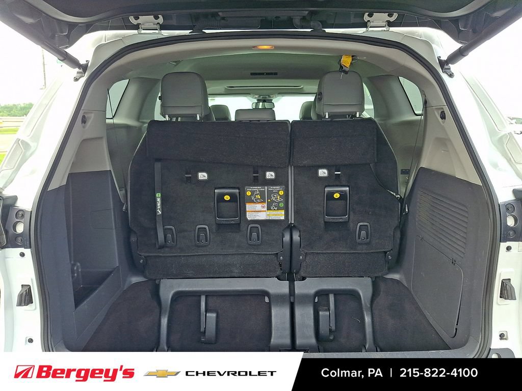 Used 2023 Toyota Sienna XLE AWD/4WD image 33