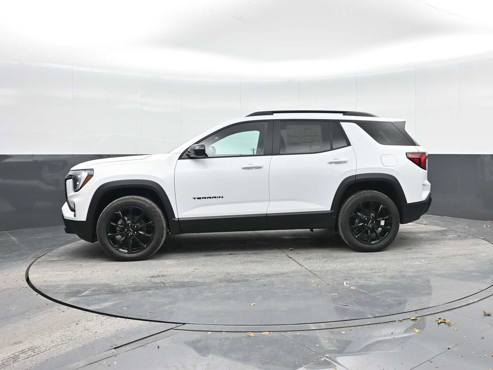 New 2026 GMC Terrain Elevation w/ Elevation Premium Package image 4