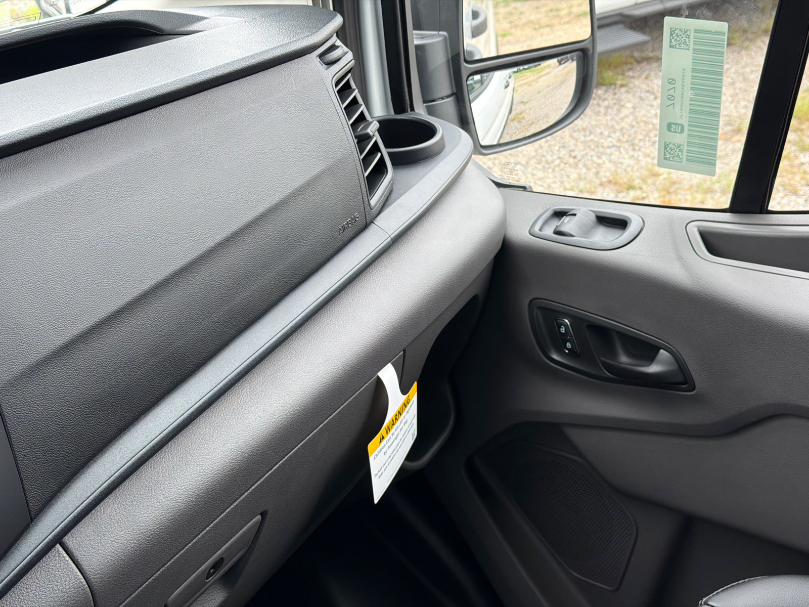 New 2026 Ford Transit 350 148 Medium Roof w/ Load Area Protection Package RWD image 31