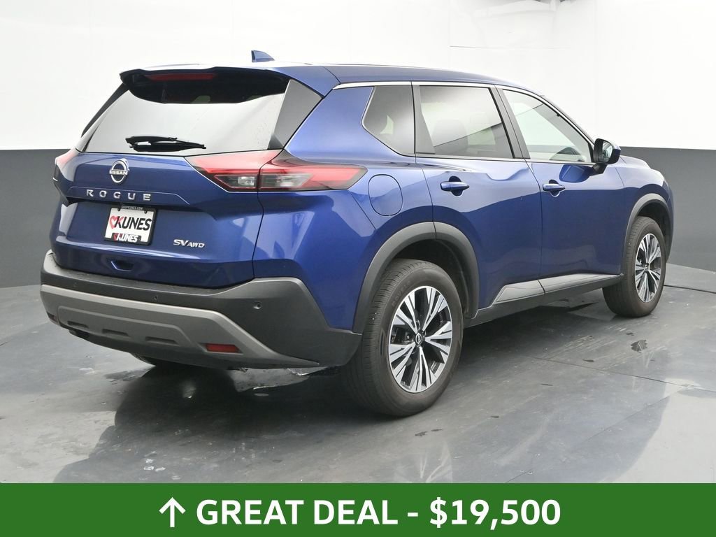 Used 2023 Nissan Rogue SV image 11