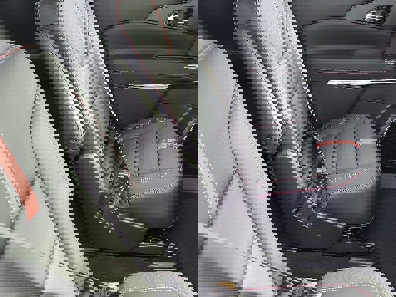 New 2026 Chevrolet Traverse RS image 58