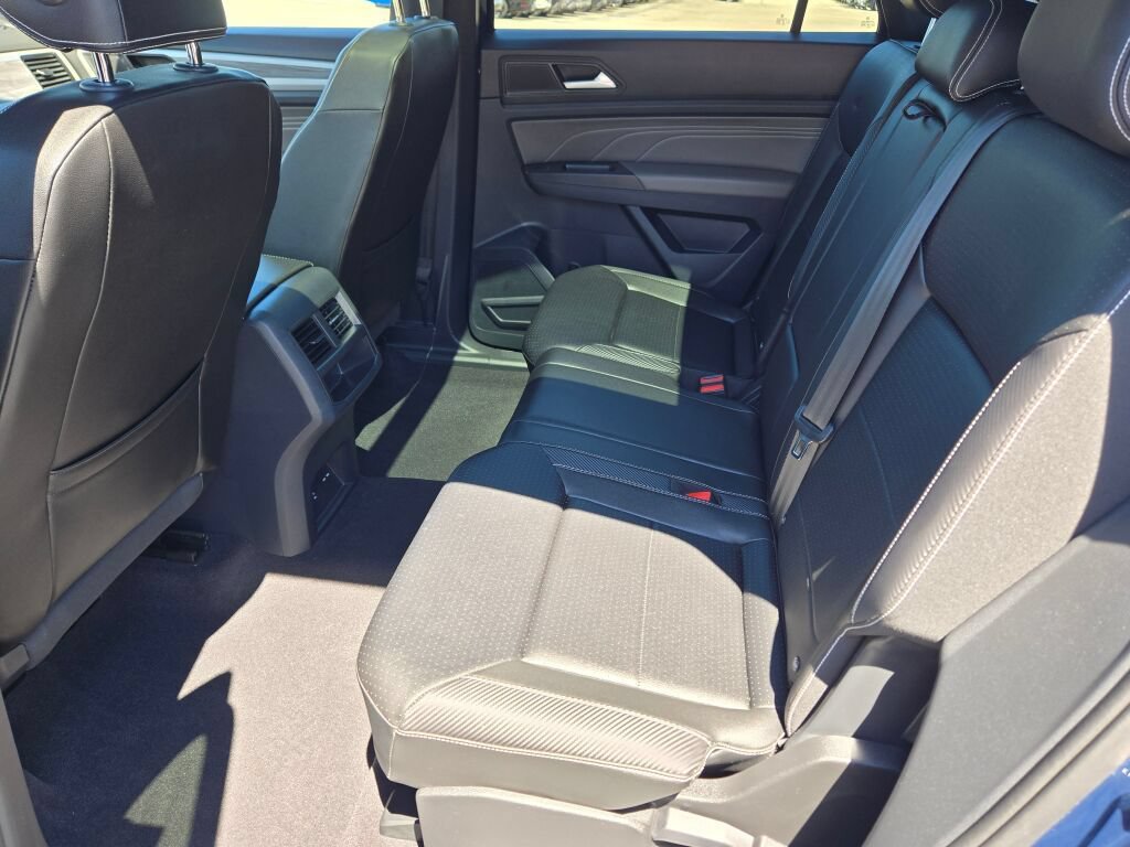 Used 2023 Volkswagen Atlas Cross Sport SE w/ Panoramic Sunroof Package AWD/4WD image 20