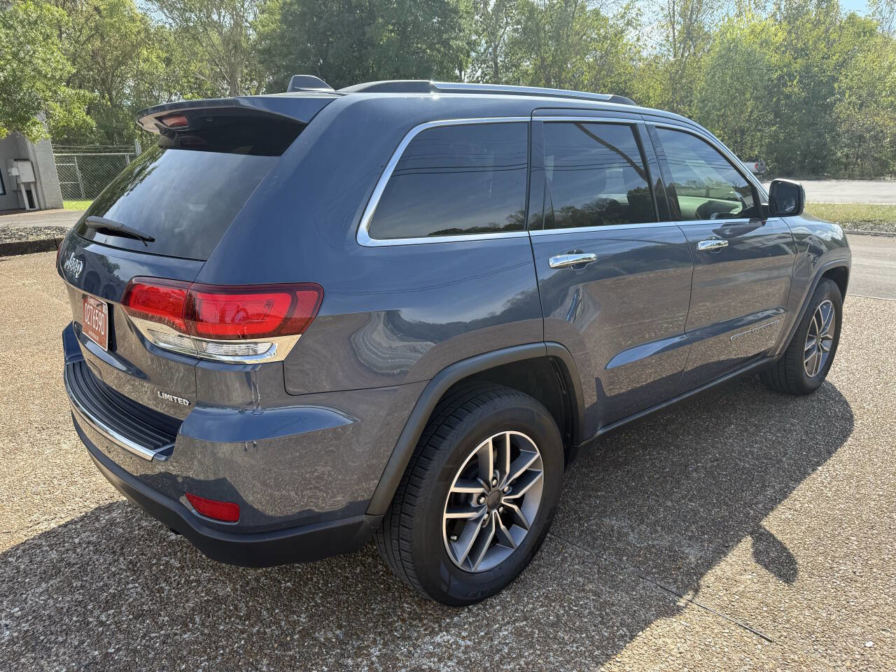 Used 2020 Jeep Grand Cherokee Limited image 5