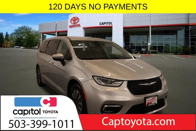 Used 2023 Chrysler Pacifica Touring-L