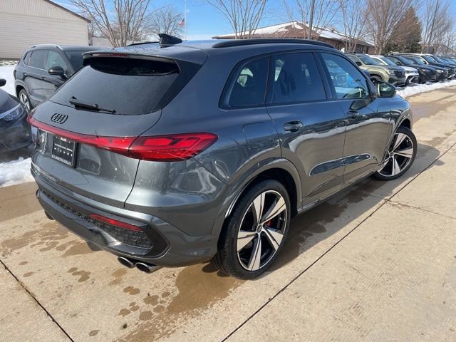New 2025 Audi SQ5 Prestige image 6