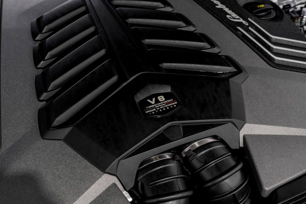 Used 2025 Lamborghini Urus Performante AWD/4WD image 55