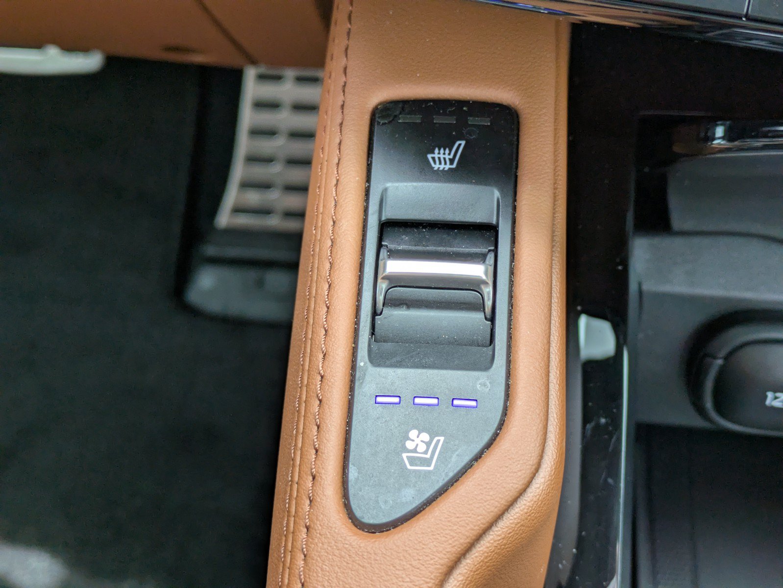 Certified 2024 Kia Telluride SX X-Line AWD/4WD image 28