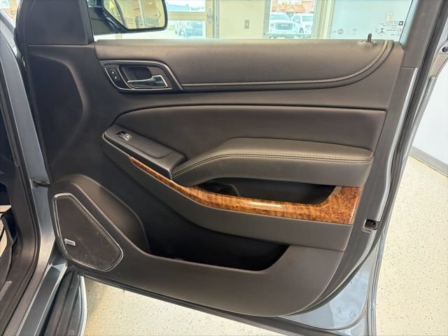 Used 2018 Chevrolet Suburban Premier AWD/4WD image 51