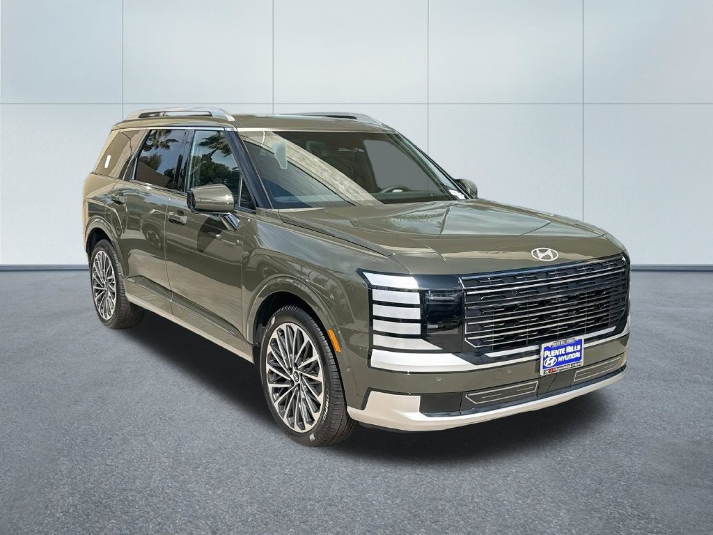 New 2026 Hyundai Palisade Calligraphy FWD image 3
