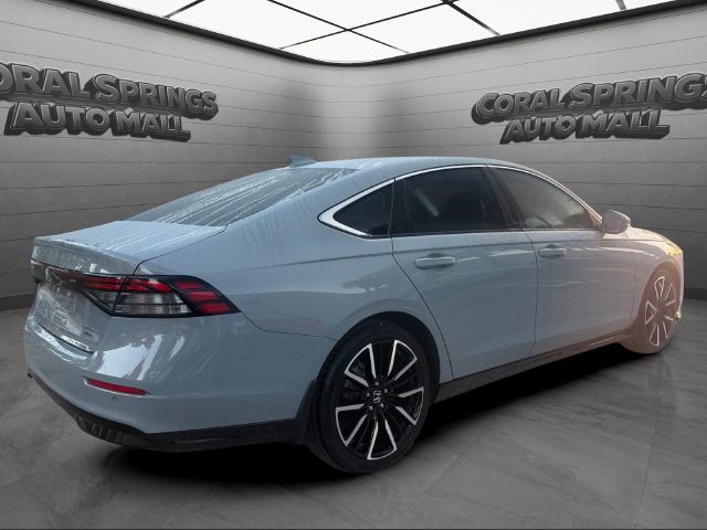 Used 2025 Honda Accord Touring image 7