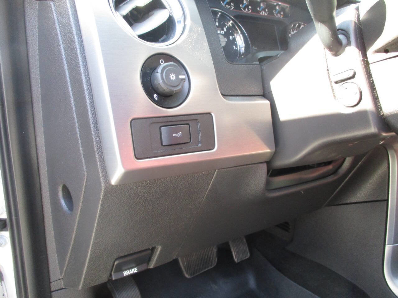 Used 2013 Ford F150 Limited image 19