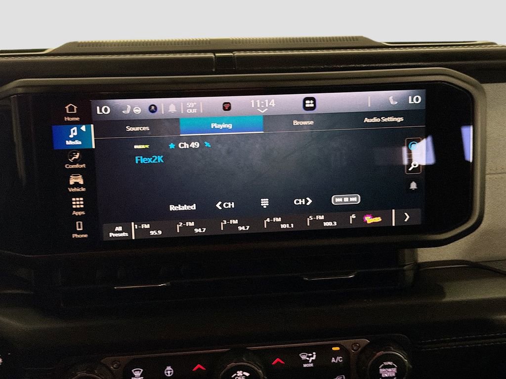 Used 2025 Jeep Wrangler Unlimited Sahara w/ Safety Group image 16