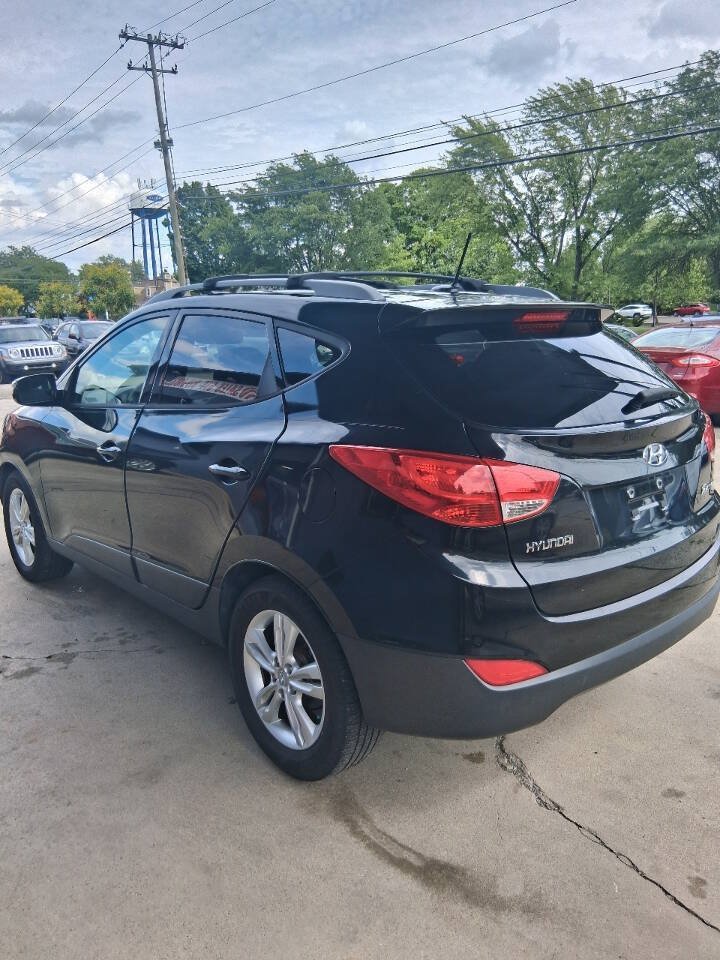 Used 2012 Hyundai Tucson GLS FWD image 5