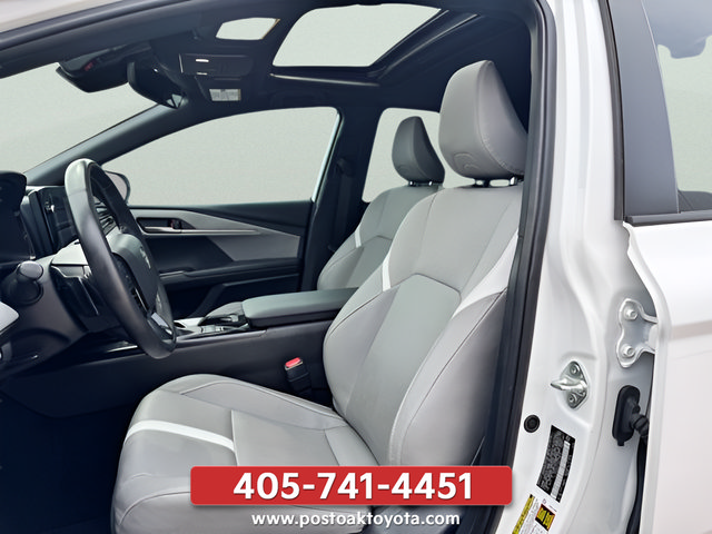 Used 2025 Toyota Camry SE w/ Multimedia Upgrade Package FWD image 37