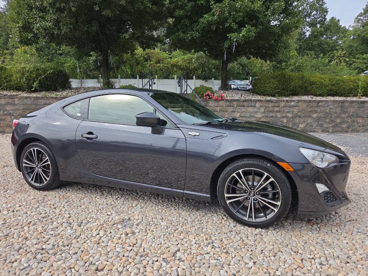 Used 2013 Scion FR-S RWD image 9