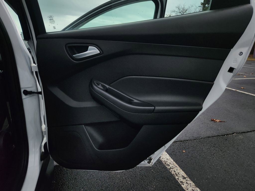 Used 2016 Ford Focus SE image 11