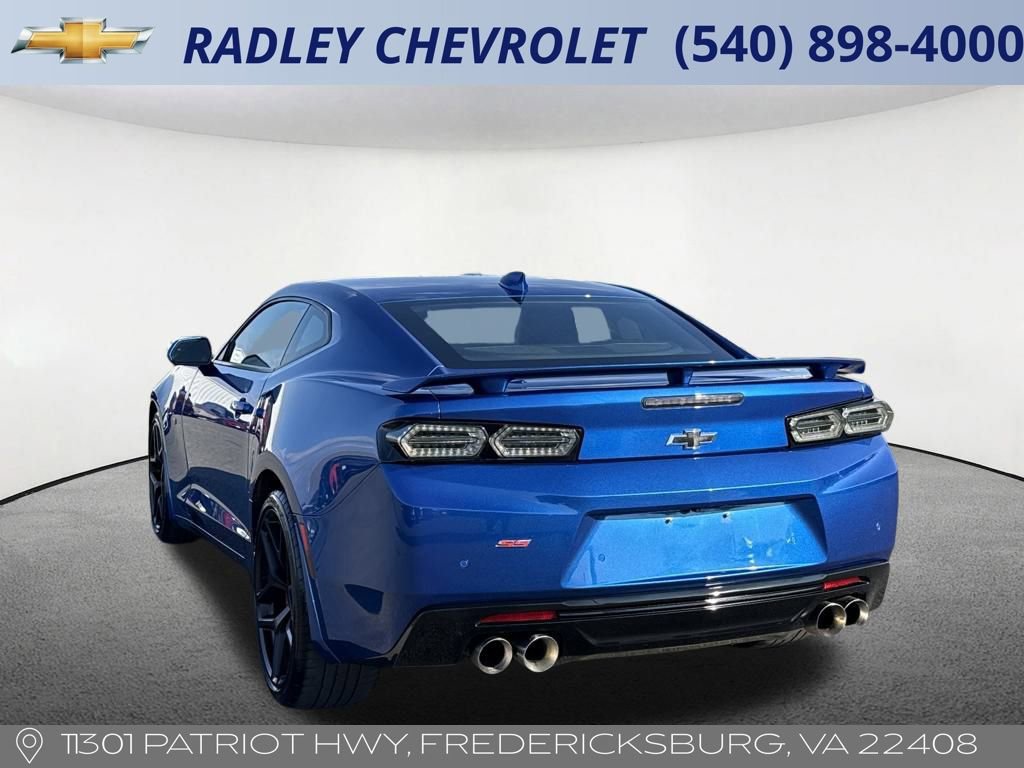Used 2016 Chevrolet Camaro SS image 3