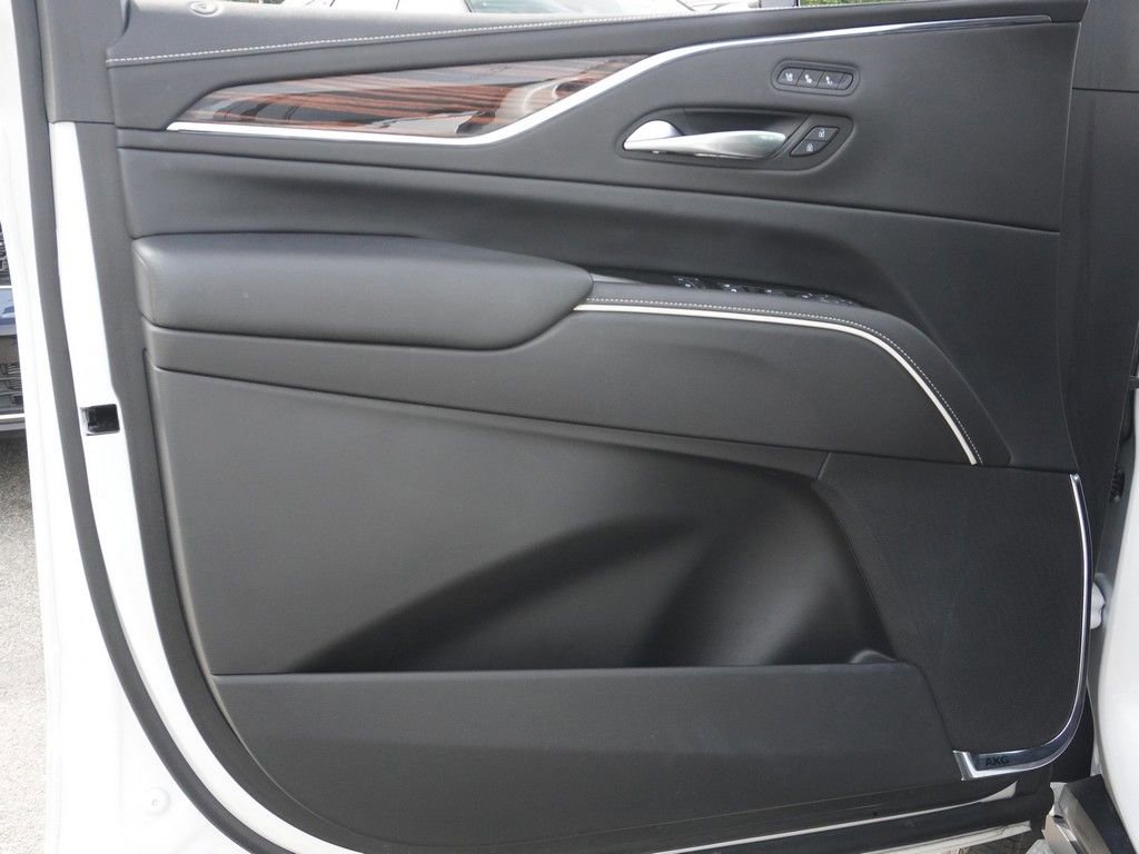 Used 2023 Cadillac Escalade Premium Luxury w/ LPO, Floor Liner Package AWD/4WD image 31