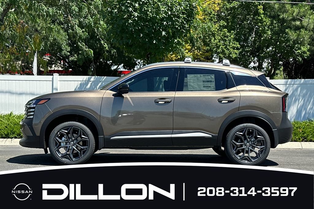 New 2026 Nissan Kicks SR w/ Cold Weather Package FWD image 10