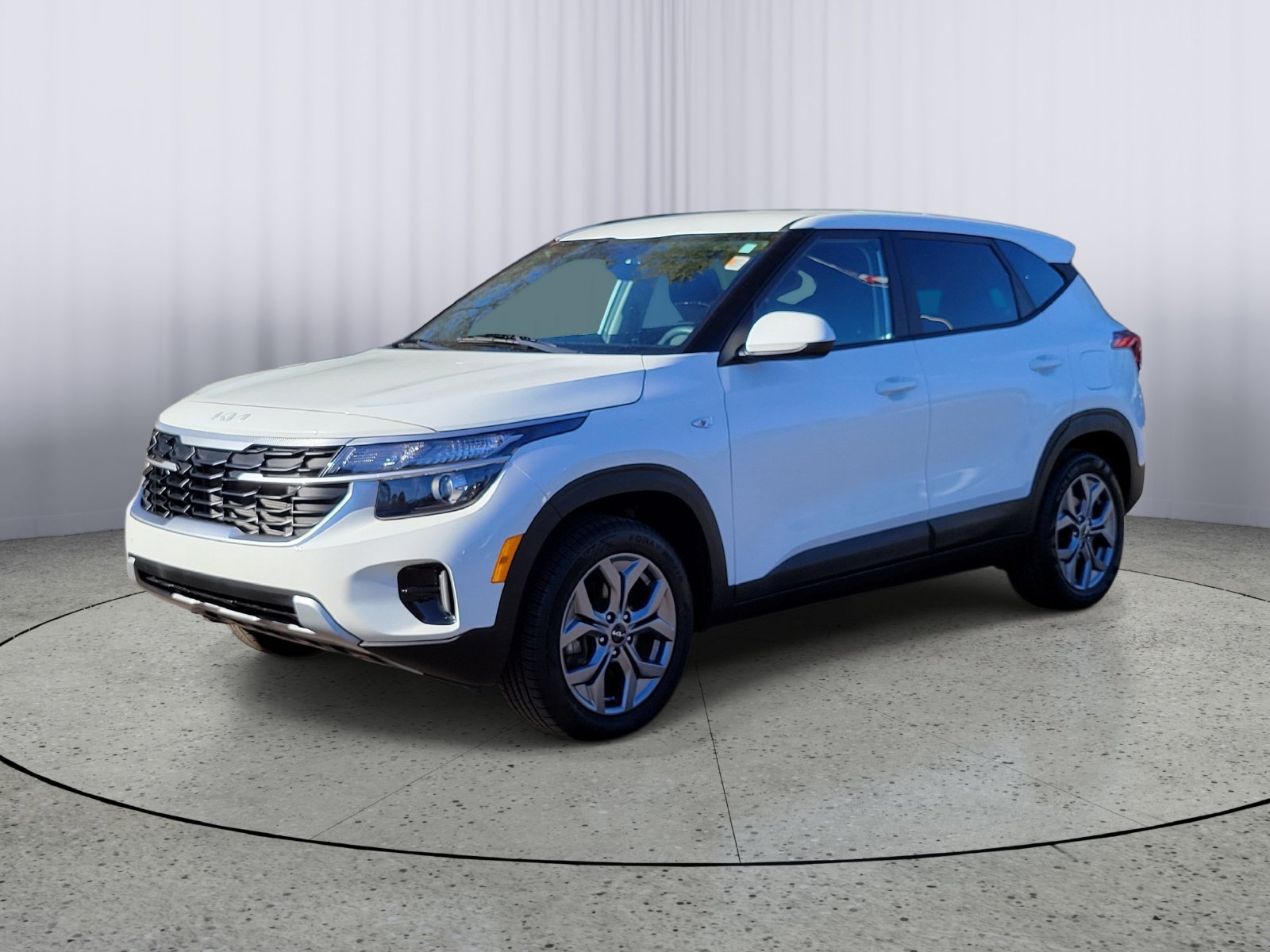 Certified 2024 Kia Seltos LX AWD/4WD image 5