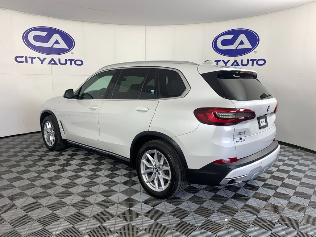 Used 2022 BMW X5 xDrive40i image 5