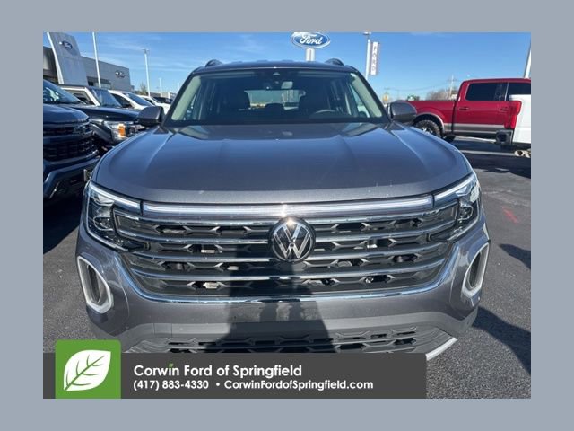 Used 2024 Volkswagen Atlas SE image 1