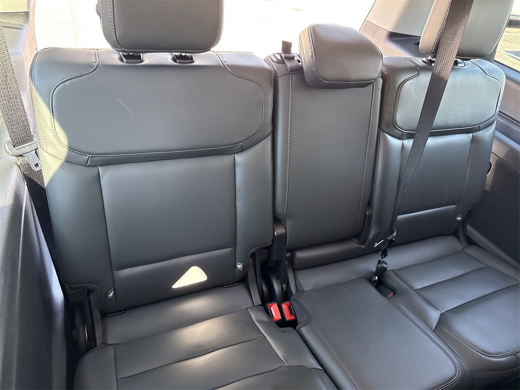 Used 2025 Ford Expedition Max Active image 17