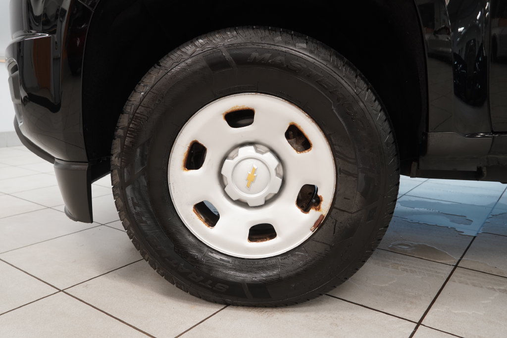 Used 2019 Chevrolet Colorado W/T AWD/4WD image 15