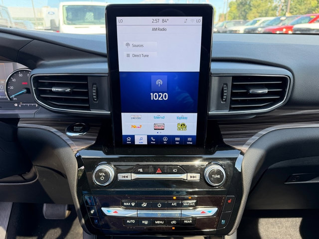 Used 2023 Ford Explorer Limited w/ Hybrid Equipment Group 310A AWD/4WD image 29