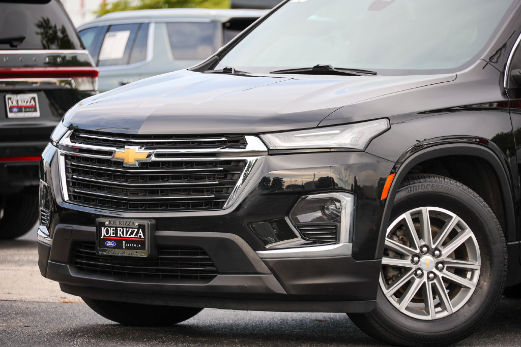 Used 2023 Chevrolet Traverse LT FWD image 15