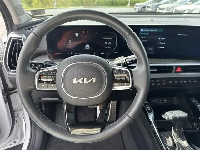 Certified 2025 Kia Sorento SX AWD/4WD image 10
