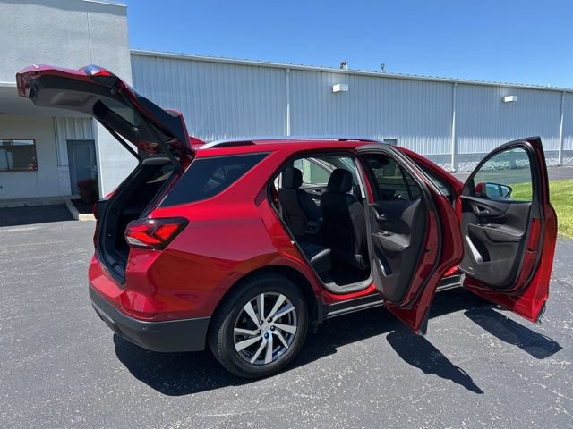 Used 2024 Chevrolet Equinox Premier FWD image 23