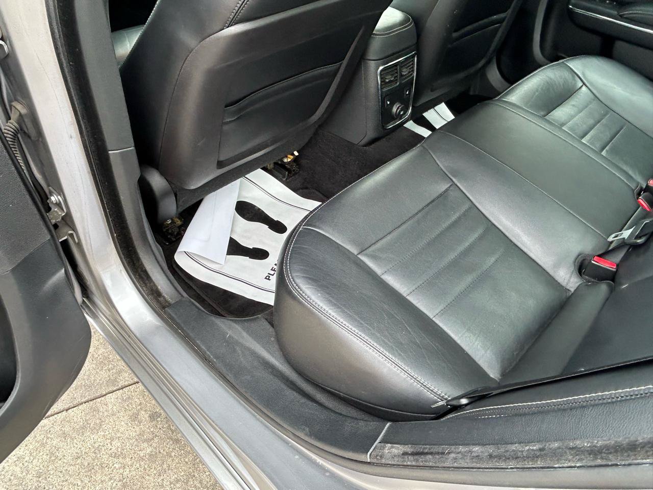 Used 2013 Dodge Charger SXT Plus RWD image 9
