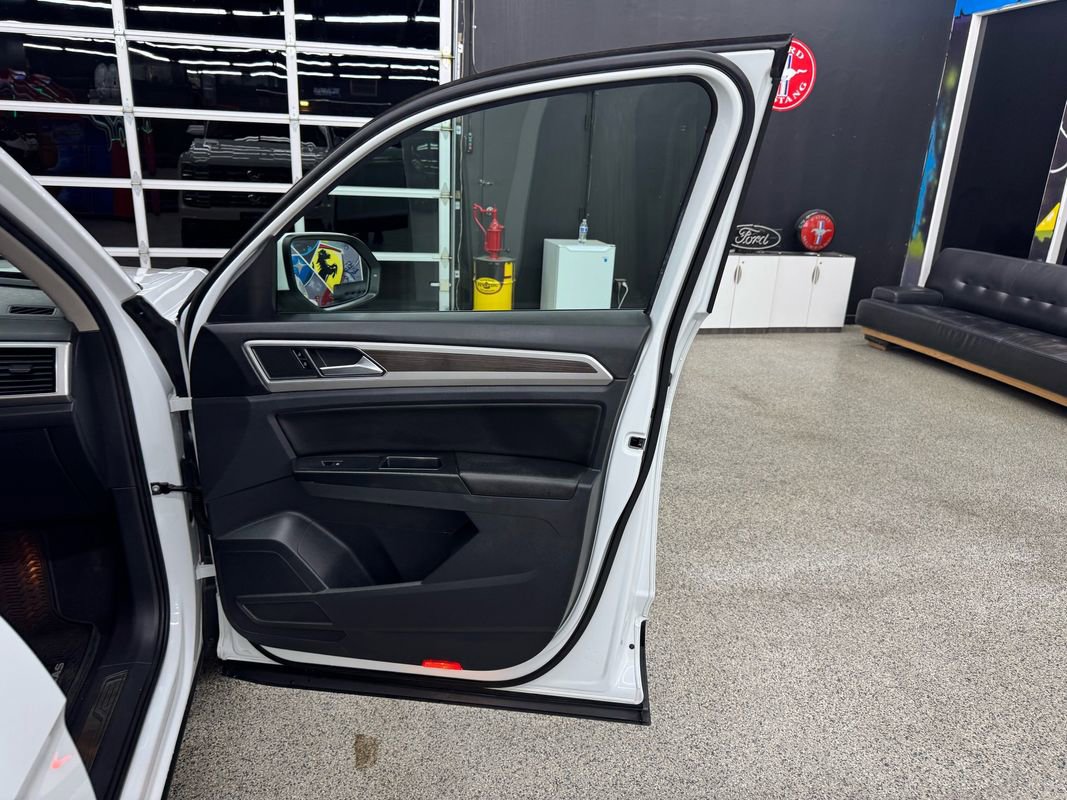 Used 2019 Volkswagen Atlas SEL AWD/4WD image 22