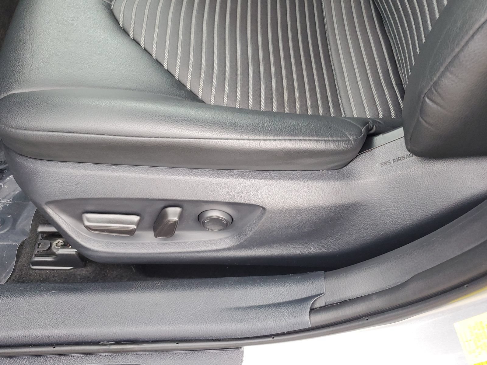 Certified 2024 Toyota Camry SE FWD image 17