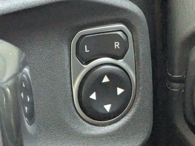 New 2026 Jeep Gladiator Rubicon w/ Safety Group AWD/4WD image 24