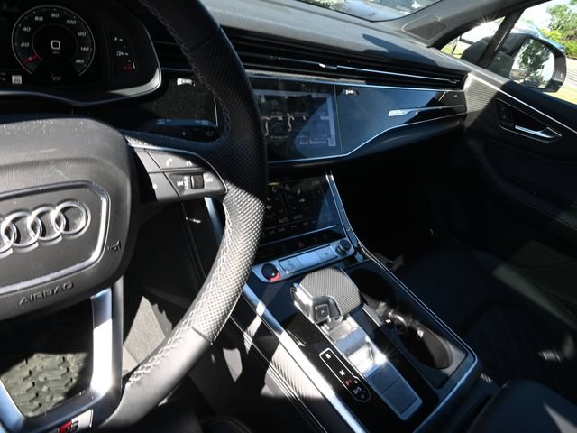 Used 2025 Audi SQ7 Premium Plus AWD/4WD image 5