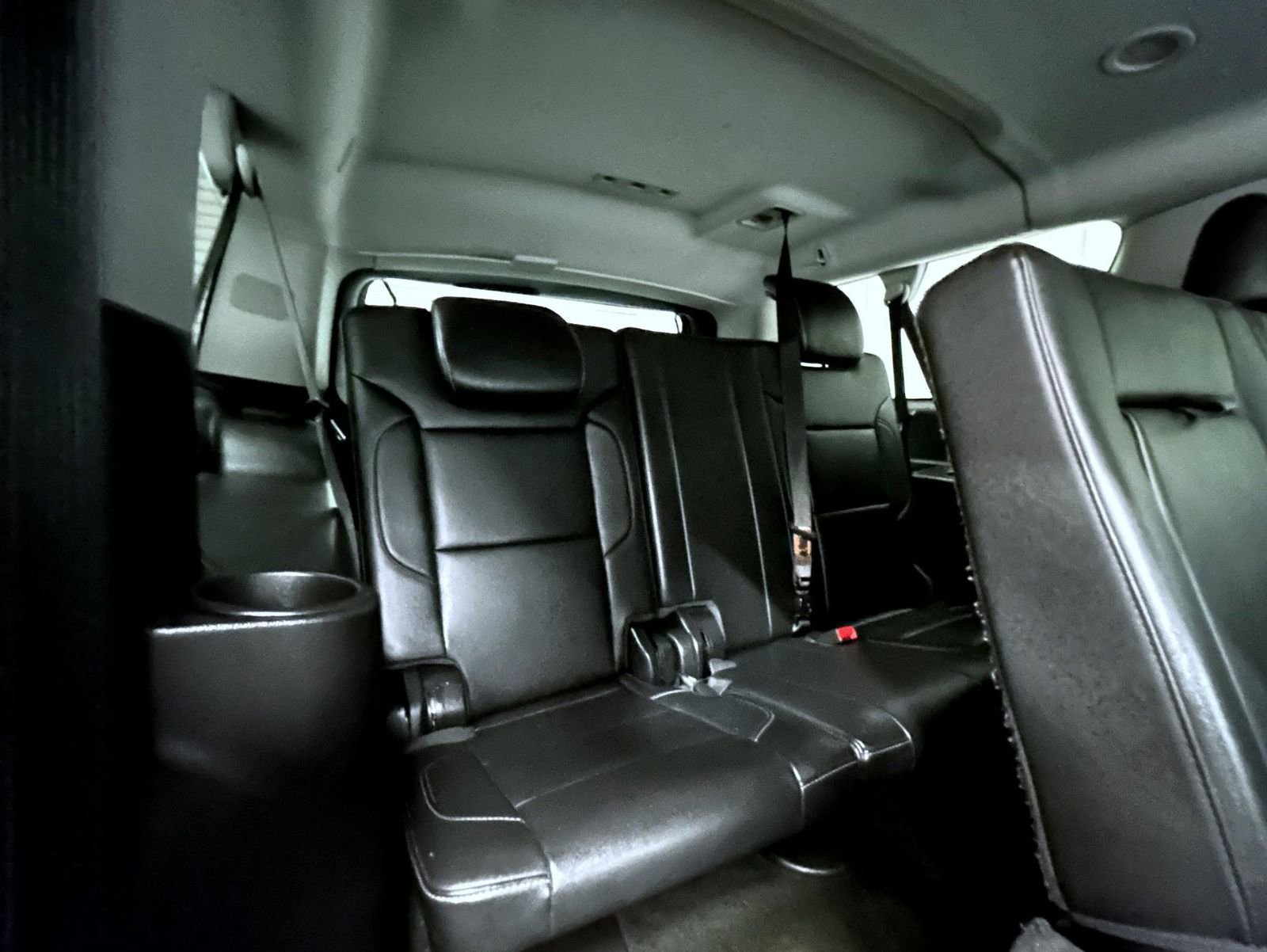 Used 2018 Chevrolet Suburban LT image 19