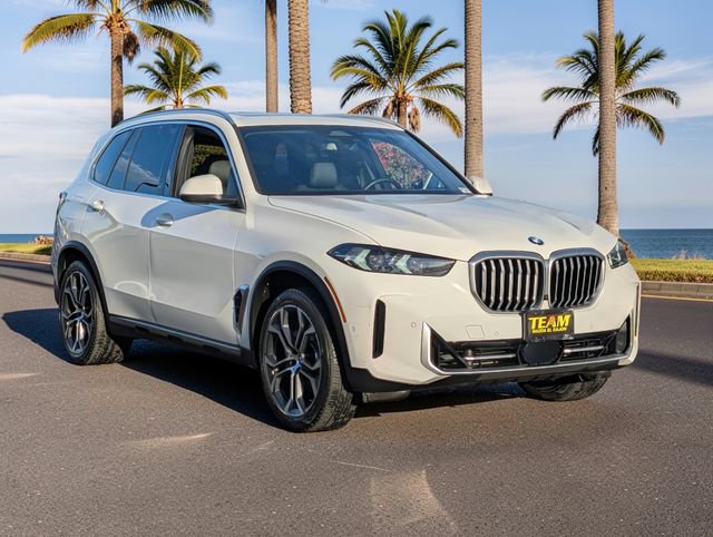 Used 2024 BMW X5 sDrive40i w/ Parking Assistance Package RWD image 4