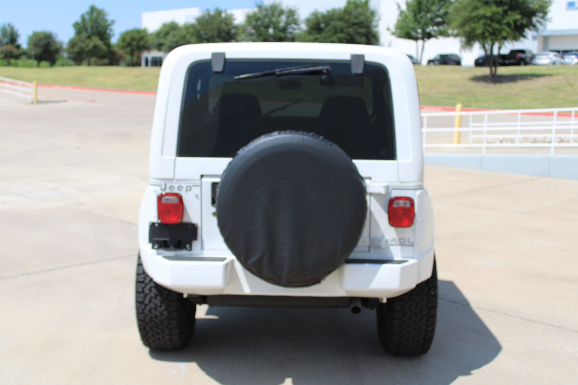 Used 1991 Jeep Wrangler Renegade AWD/4WD image 11