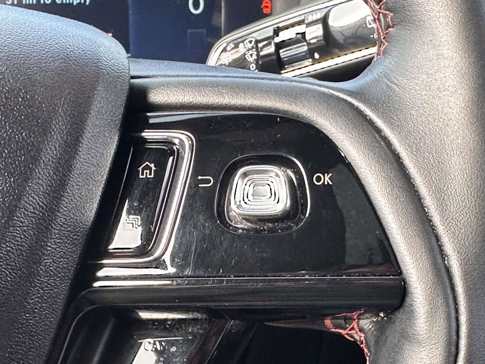 Used 2023 Lincoln Corsair Reserve w/ Equipment Group 201A image 19