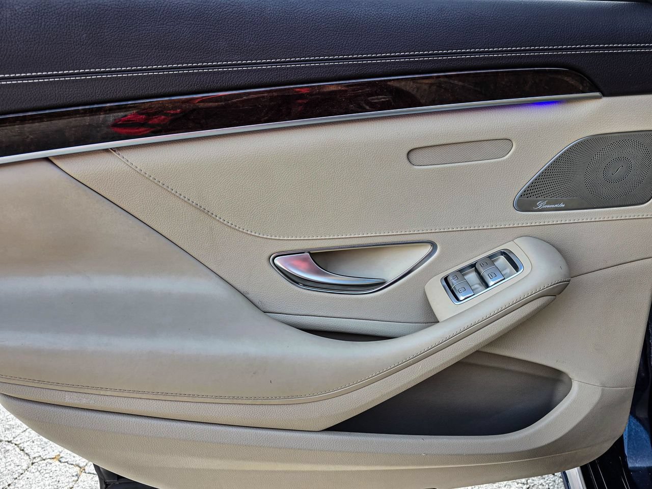 Used 2019 Mercedes-Benz S 560 Sedan image 31
