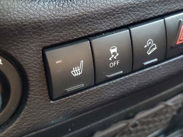 Used 2017 Jeep Wrangler Unlimited Sahara w/ Dual Top Group image 24