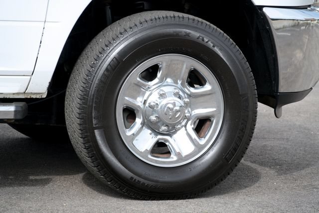 Used 2018 RAM 3500 Tradesman w/ Chrome Appearance Group AWD/4WD image 19