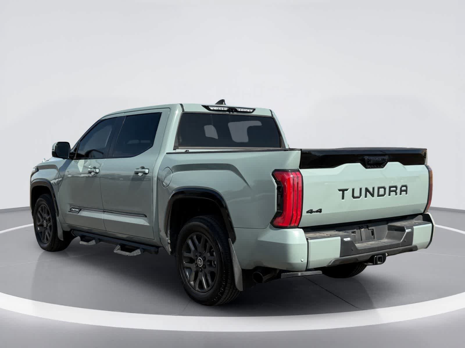 Used 2024 Toyota Tundra Platinum AWD/4WD image 3