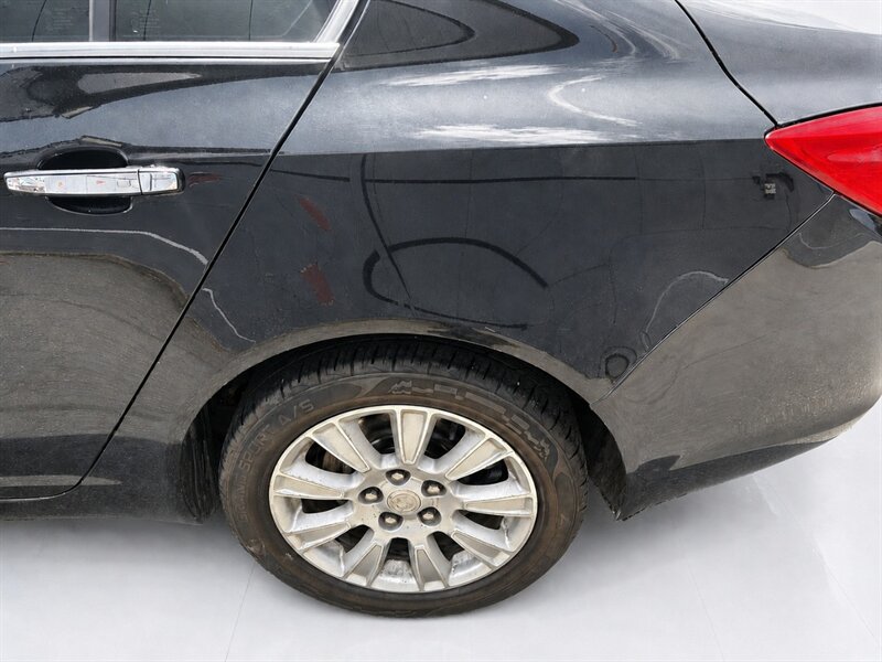 Used 2013 Buick Regal Premium FWD image 22