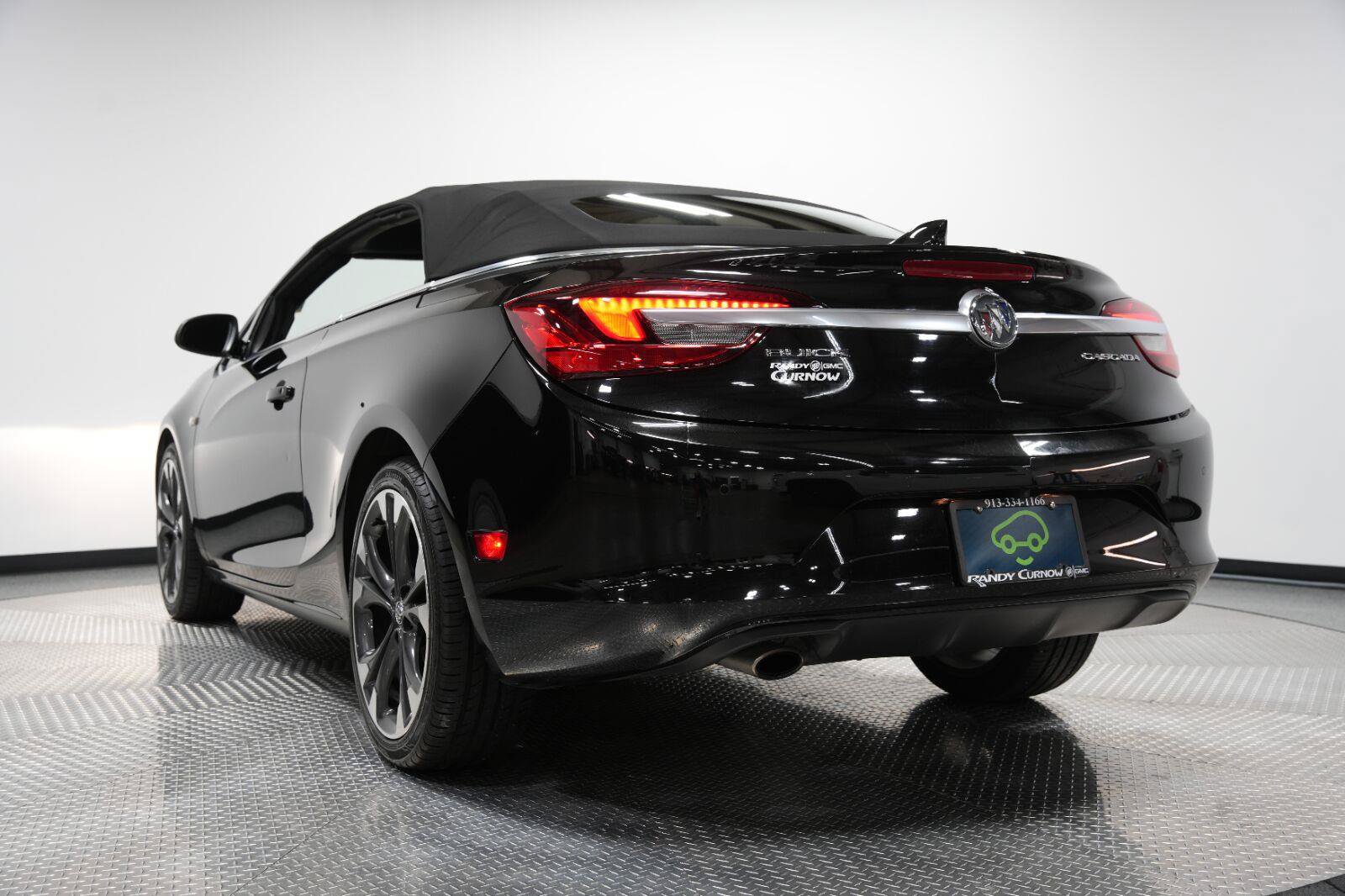 Certified 2018 Buick Cascada Premium FWD image 37