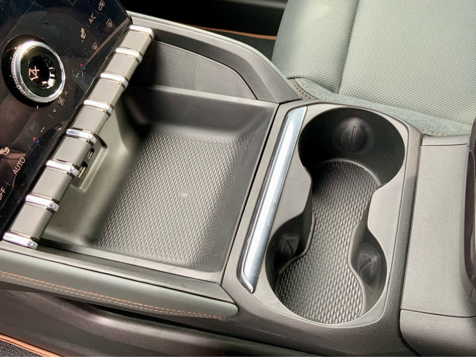 New 2026 GMC Terrain AT4 image 49