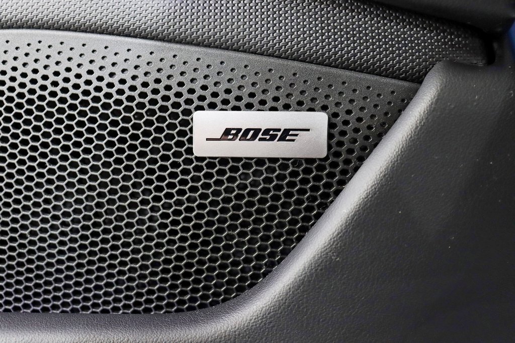 Used 2021 Porsche Taycan 4S image 34